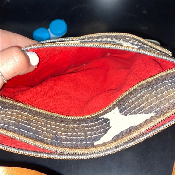 Giraffe print Dooney and Bourke satchel - Picture 3 of 6